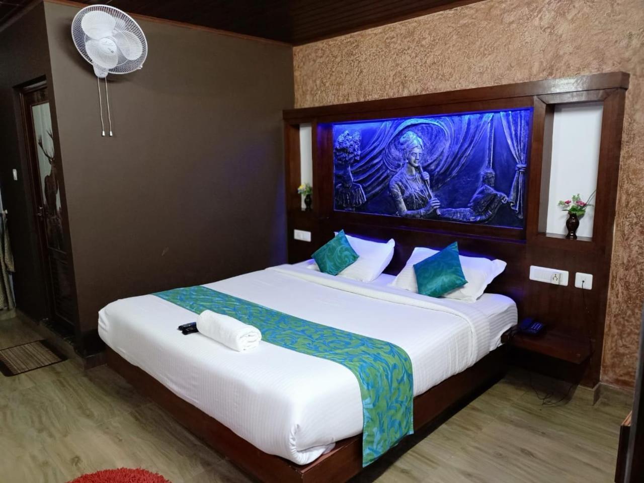 Hotelgurubhavan Munnar Exteriör bild